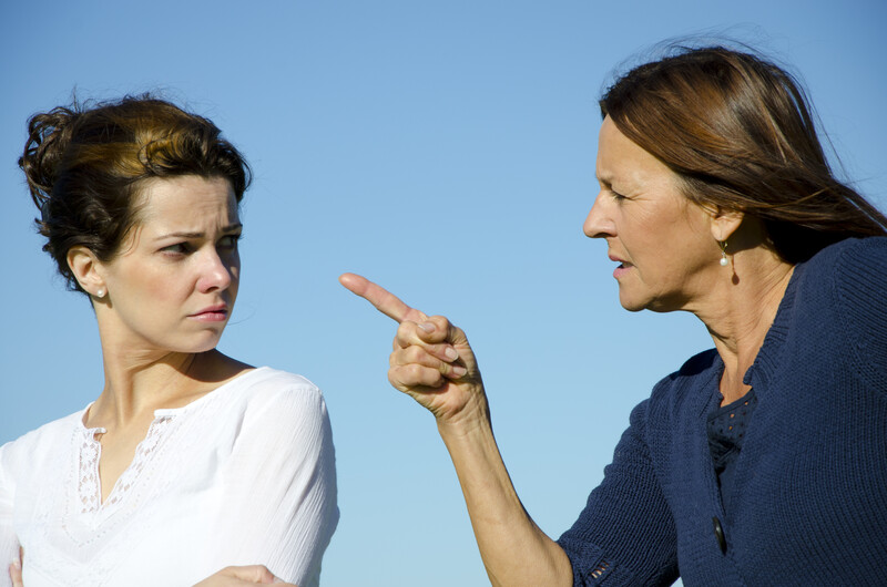 How to Deal With High-Conflict Family Members During Divorce