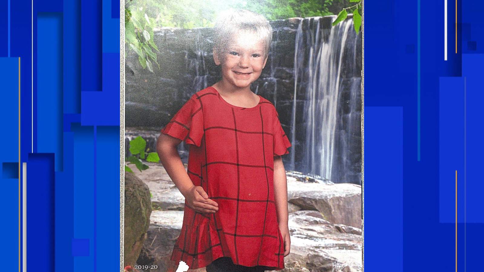 Lincoln Park police looking for endangered child last seen with