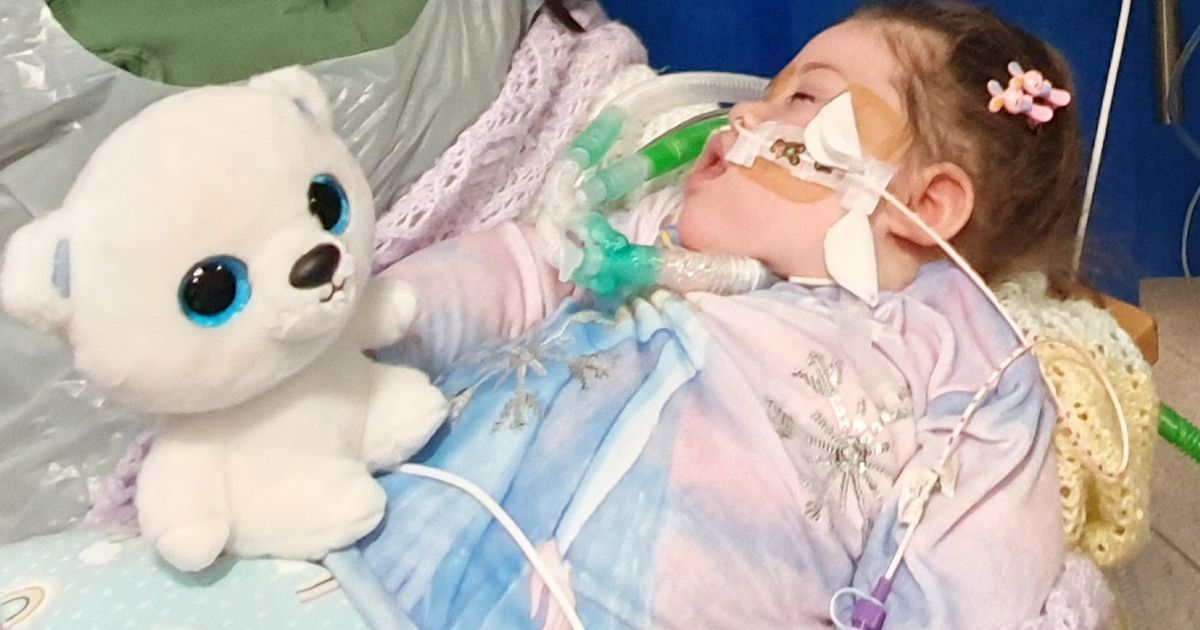 Judge rules life support can be withdrawn from sick child