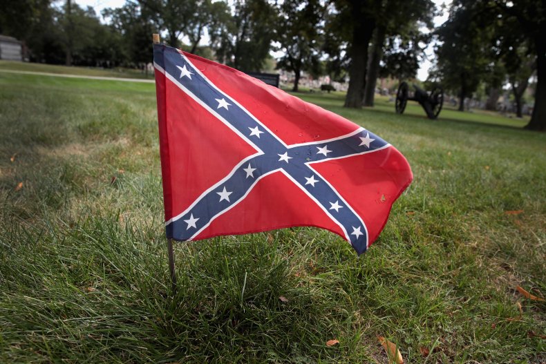 Judge Orders New York Woman to Remove Confederate Flag or