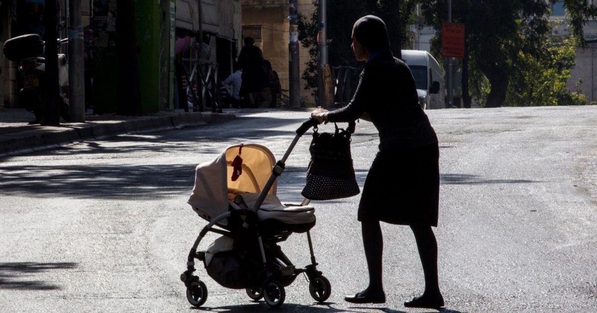 Israeli rabbinical court removes kids from mother’s custody after husband