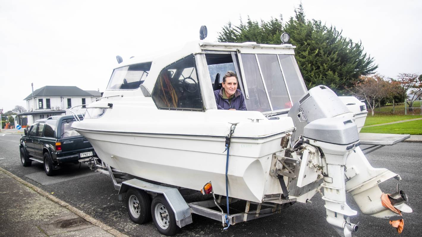 Man’s home is his boat on the streets of Invercargill