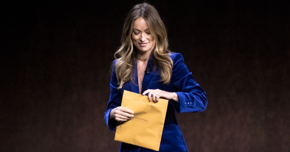 Olivia Wilde Was Awkwardly Served Child Custody Papers While On