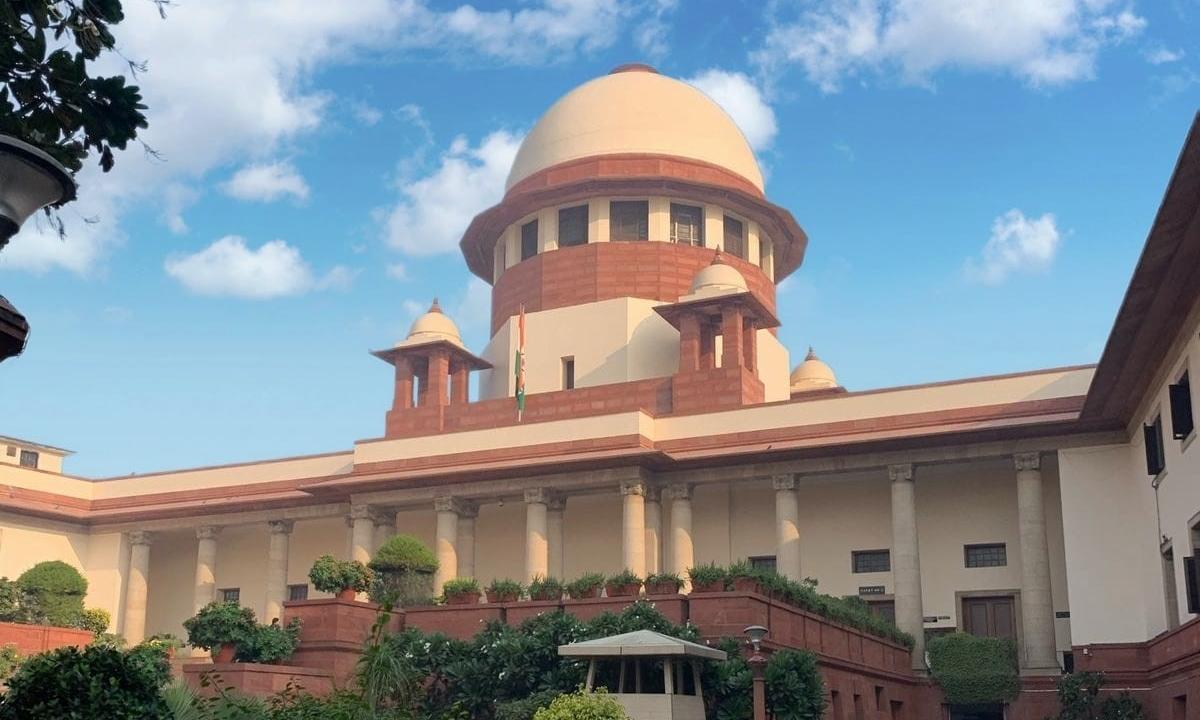Supreme Court Quashes FIR Against Father For Taking Away Son